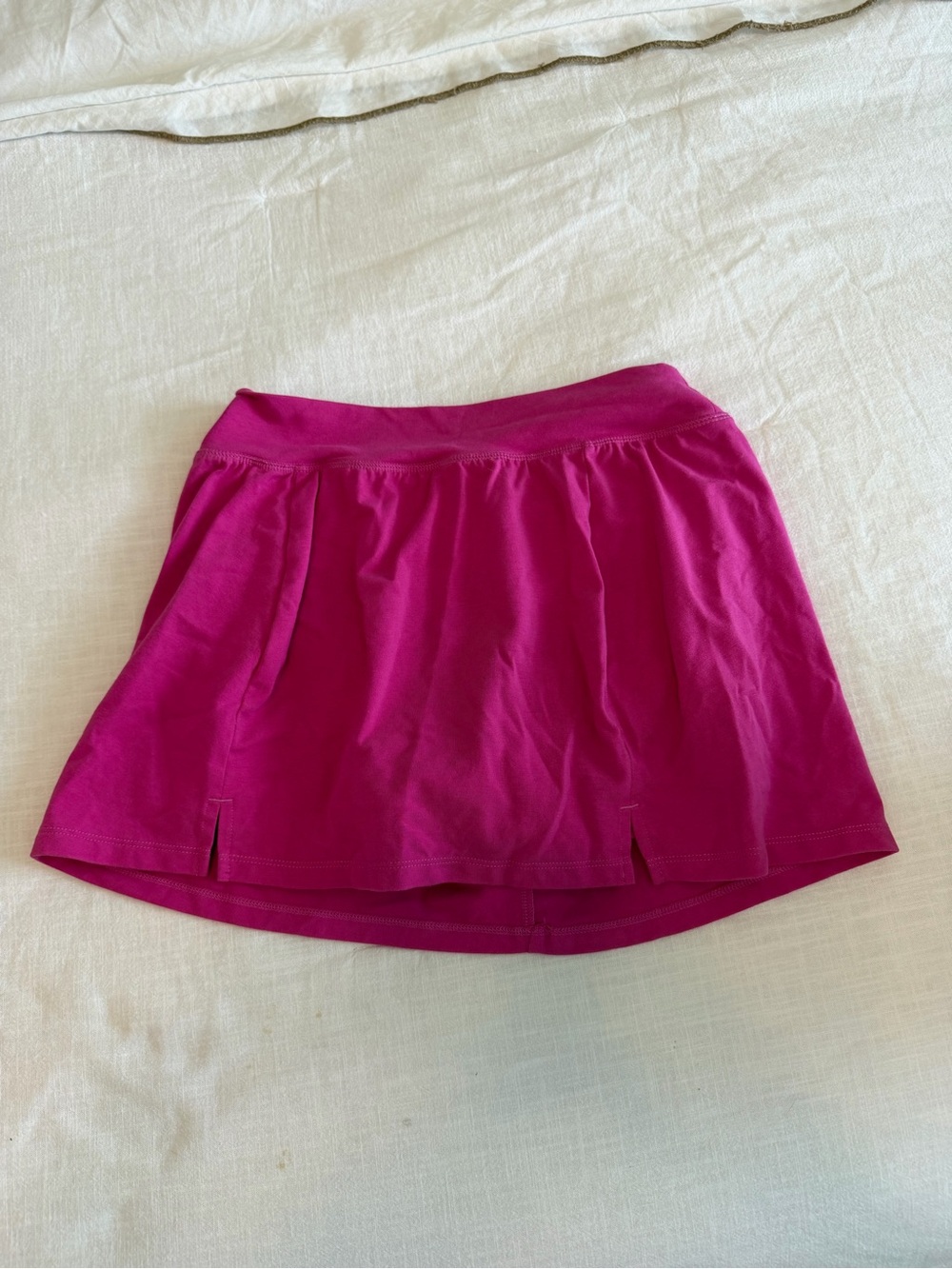 Old navy Women’s Fuchsia Active Skort